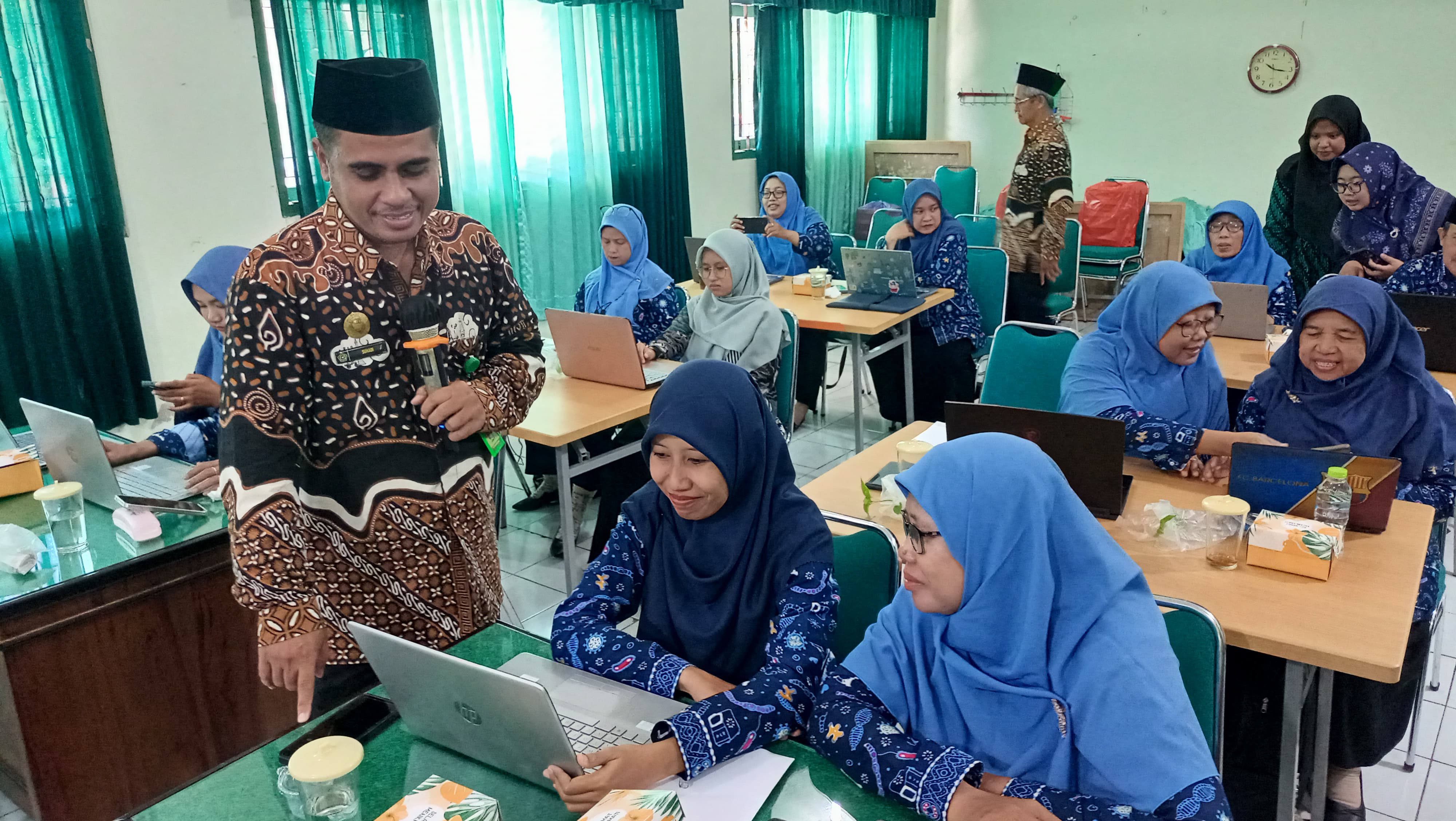 Pengawas Madrasah