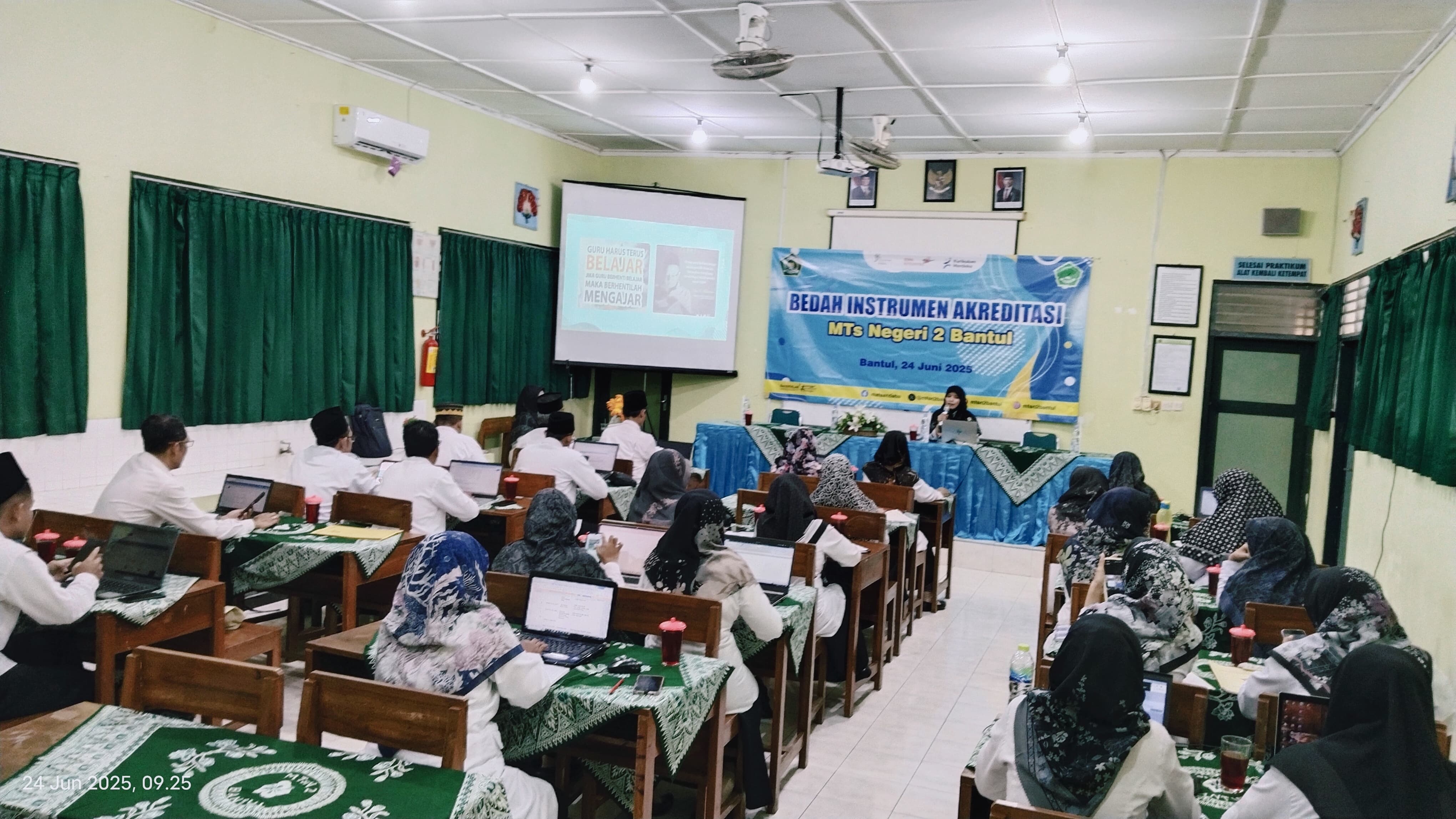 Pengawas Madrasah