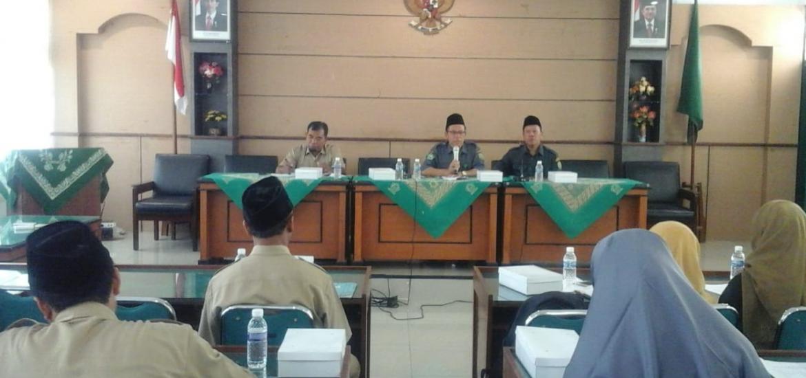 Kepala Kantor Kemenag Bantul Membuka Rakor Dewan Yuri