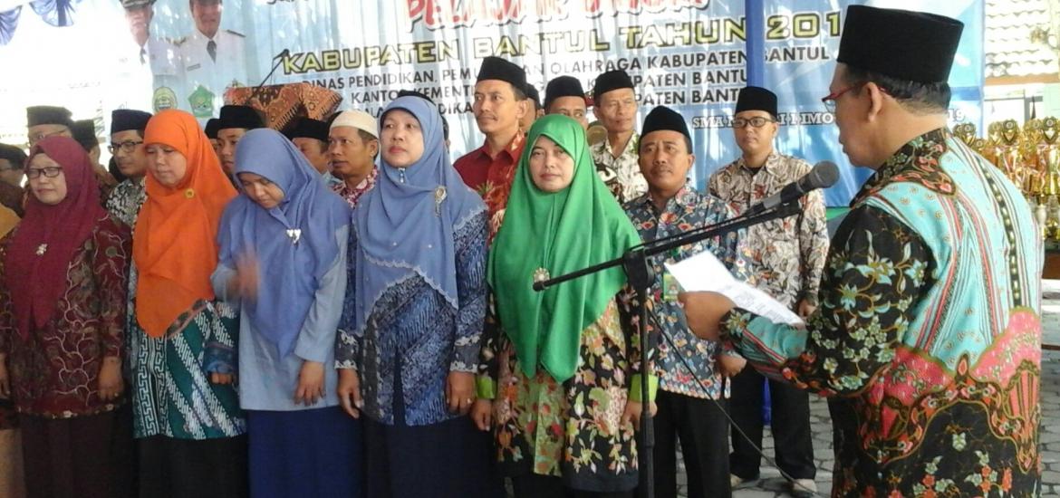 Kepala Kantor Kemenag Bantul Melantik Dewan Yuri
