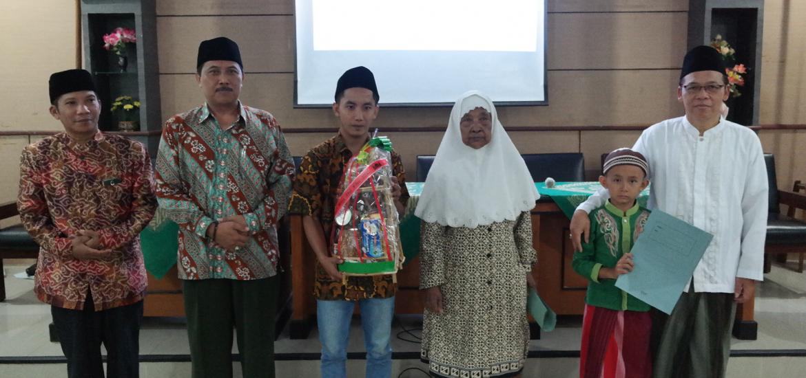 Penyampaian santunan pada yatim dan dhuafa