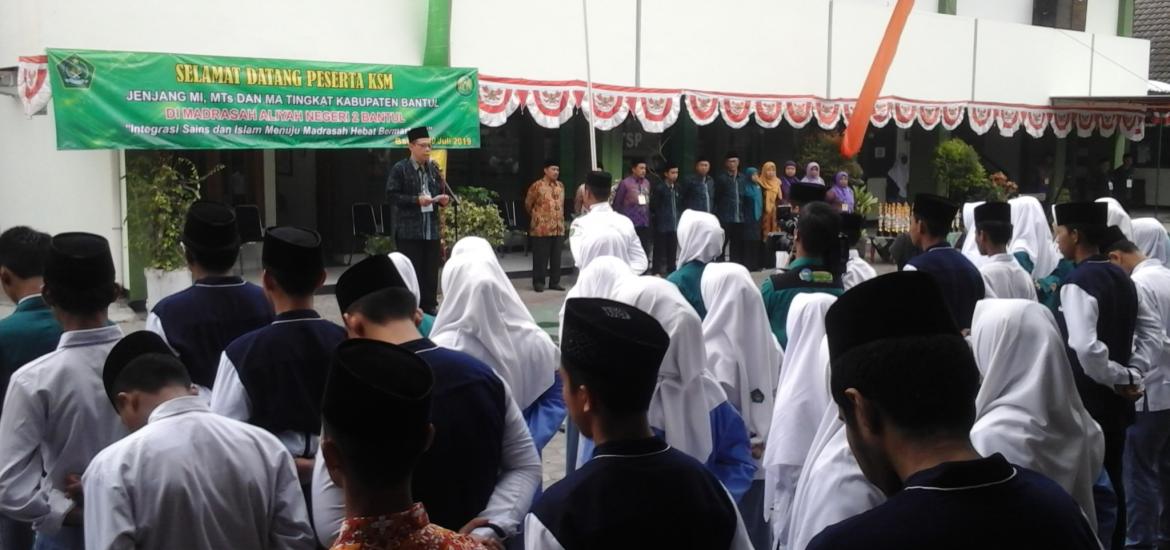 Upacara pembukaan KSM