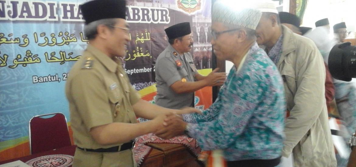 Wabup menerima jemash