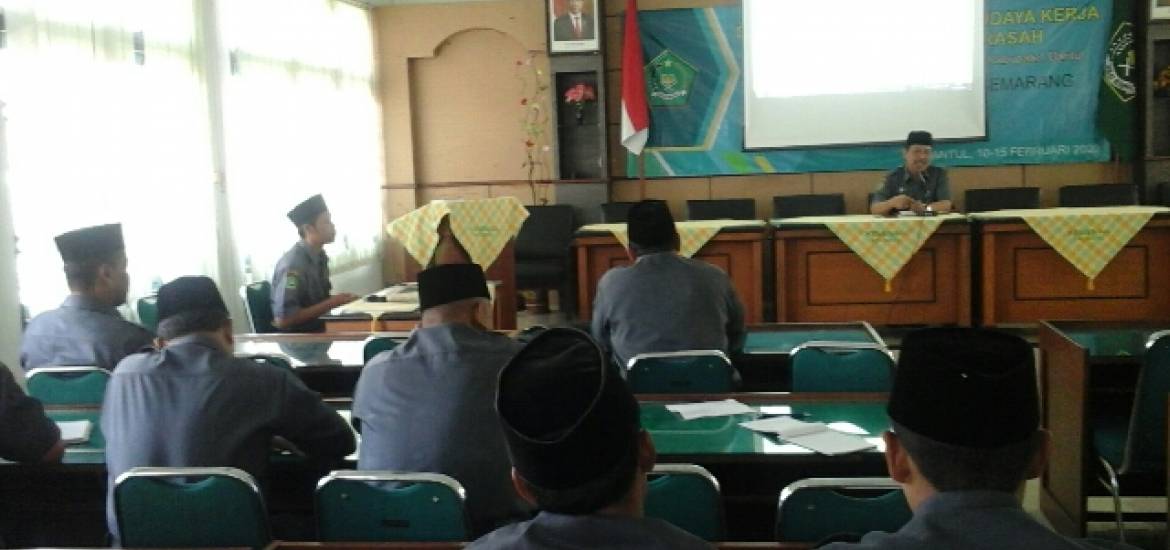 Pembinaan