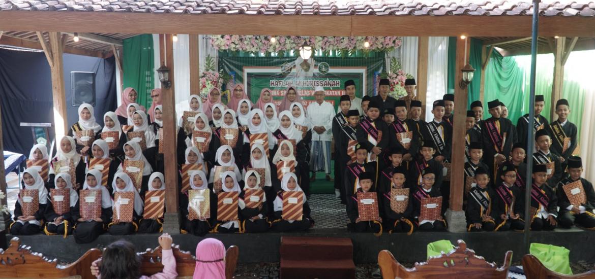 MI Al Ma’had An Nur