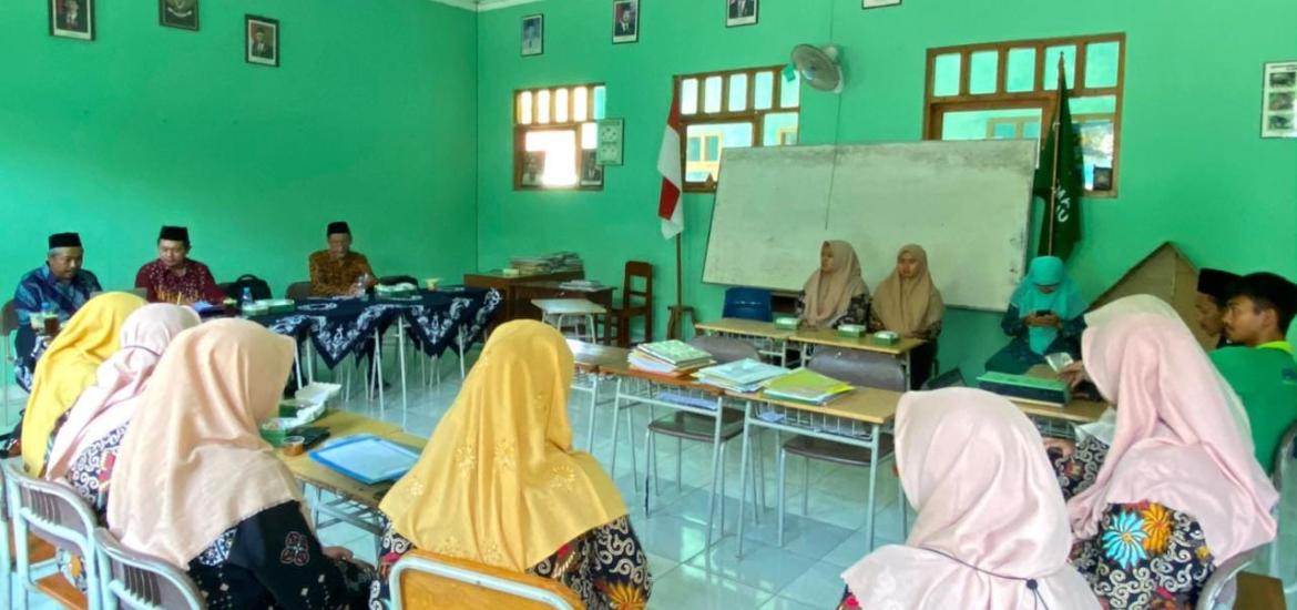 MI Maarif Giriloyo 1