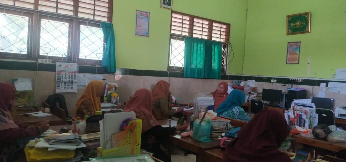 MI Al Anwar Nangsri Pundong