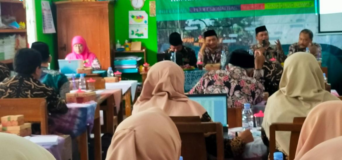 MI Al Anwar Nangsri Pundong