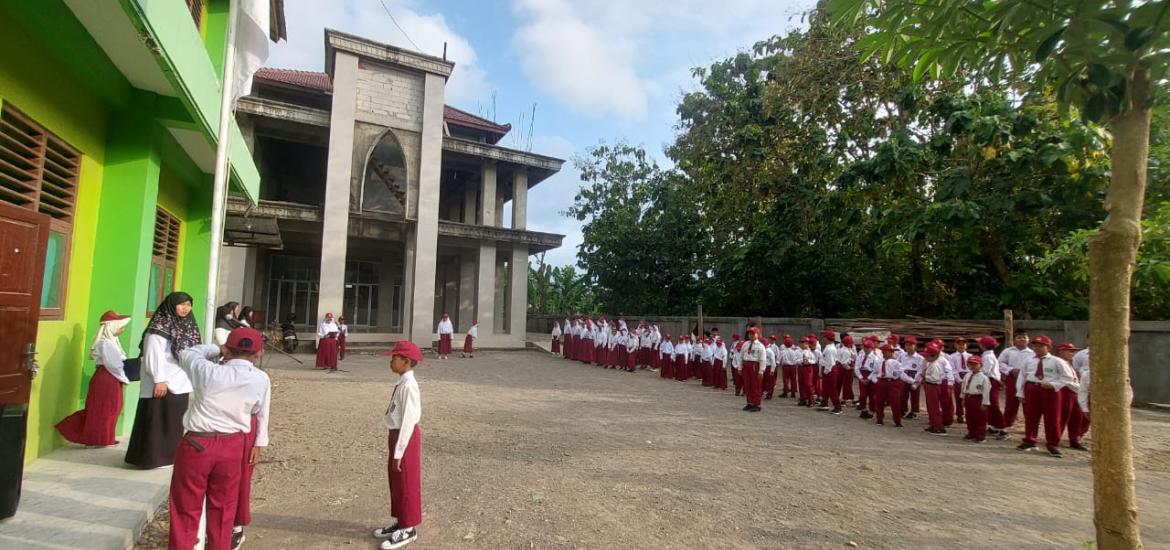 MI Al Anwar Nangsri Pundong