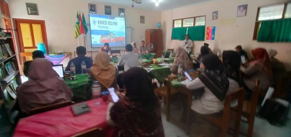 MI Al Anwar Nangsri Pundong