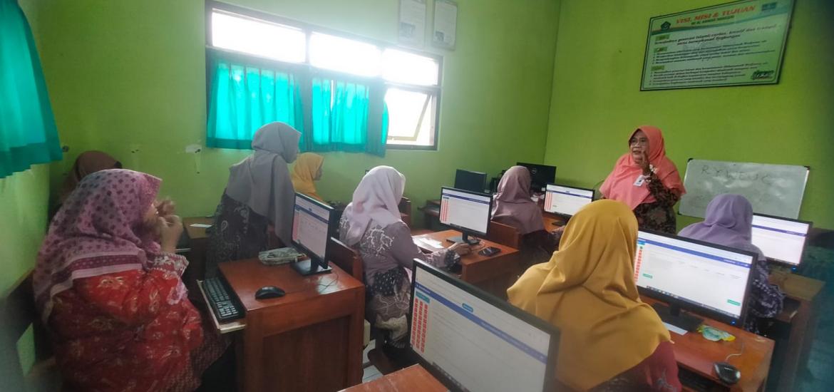 MI Al Anwar Nangsri Pundong