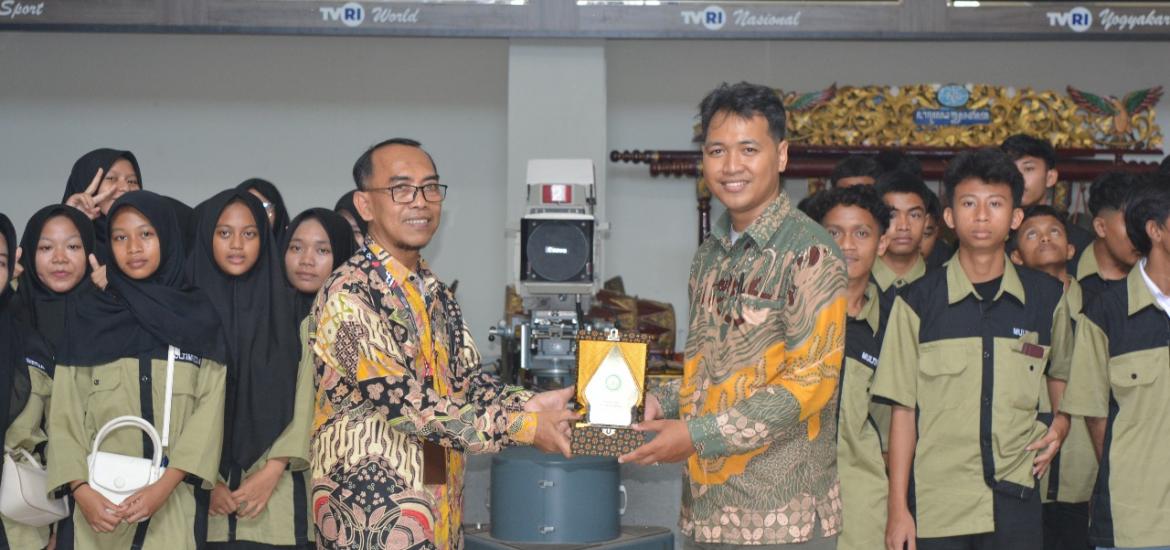 MAN 2 Bantul
