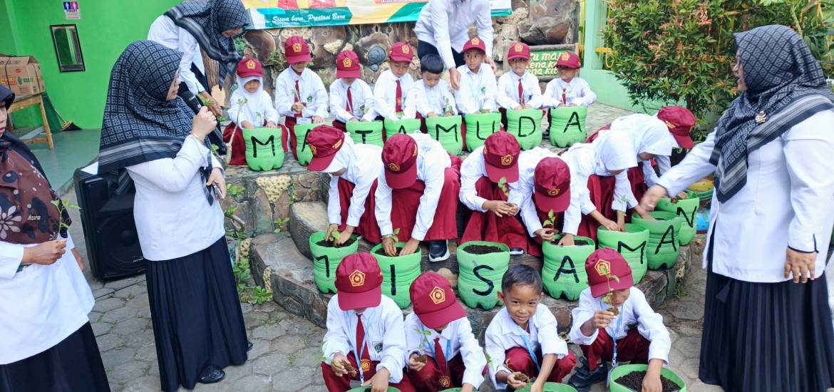 MIS Ma'arif Saman