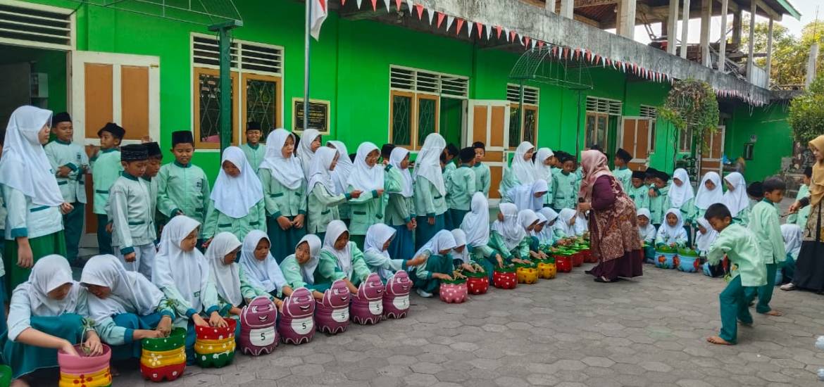 MIS Ma'arif Saman