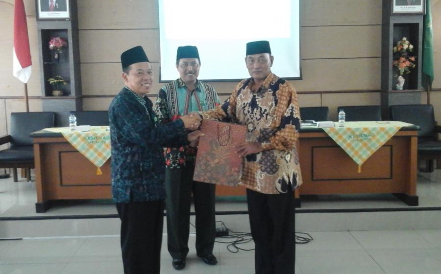 Penyrahan cindera mata