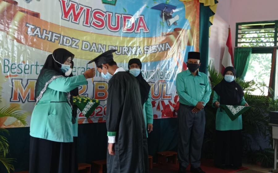 wisuda