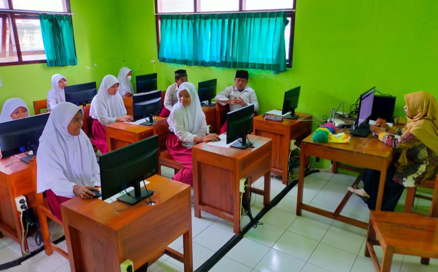 MI Al Anwar Nangsri Pundong