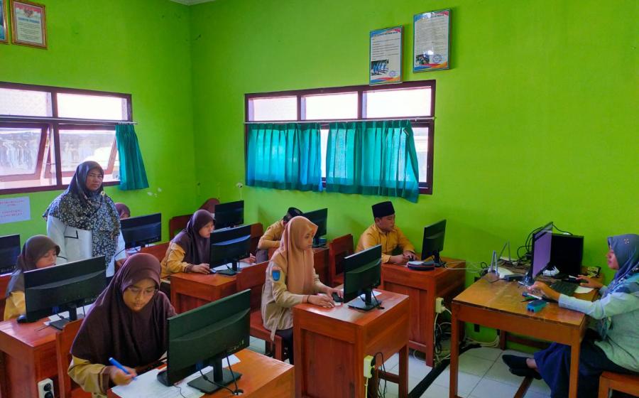 MI Al Anwar Nangsri Pundong