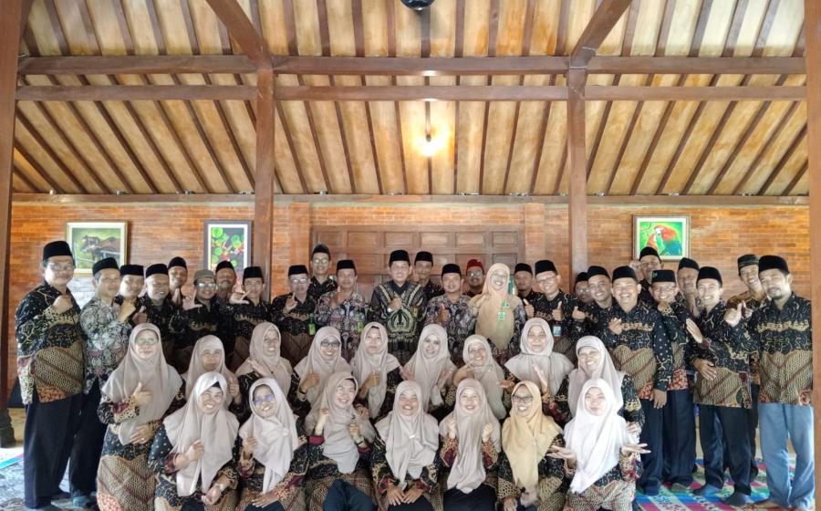 MI Al Anwar Nangsri Pundong