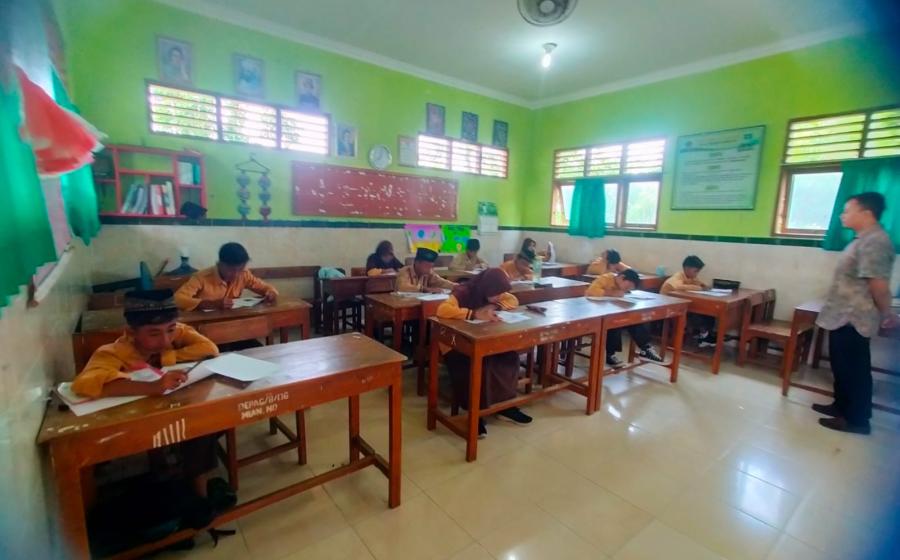 MI Al Anwar Nangsri Pundong