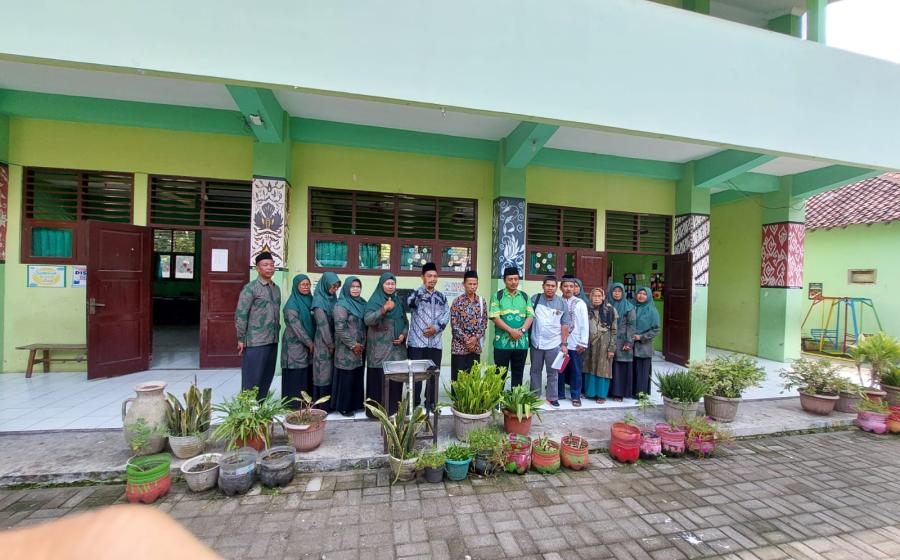 MI Al Anwar Nangsri Pundong
