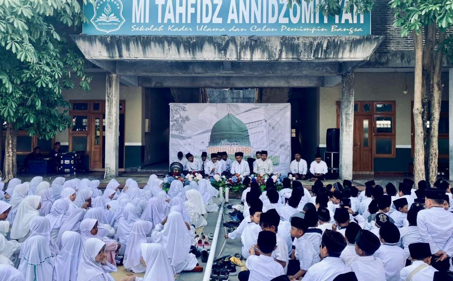 MI Tahfidz Annidzomiyyah