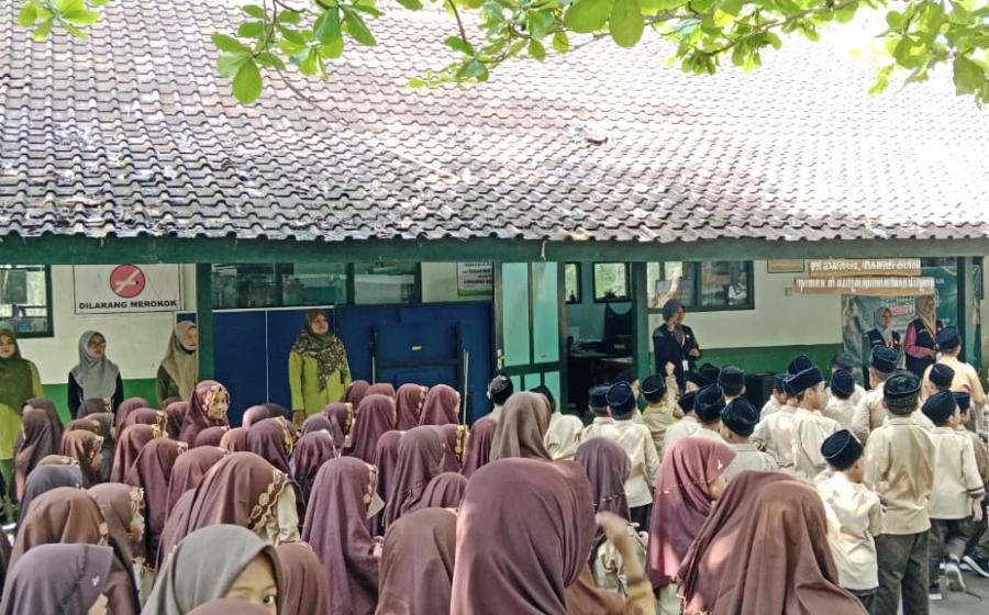 MI Darul Ma'arif Serut