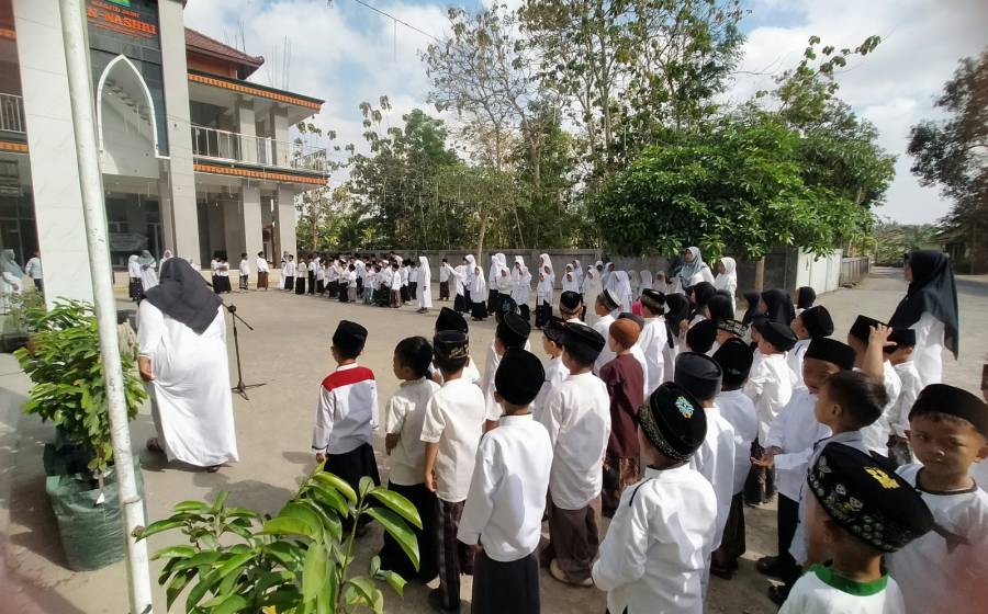 MI Al Anwar Nangsri Pundong